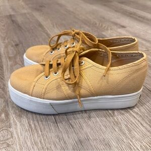 Superga platform sneaker 2790 yellow / gold size 6